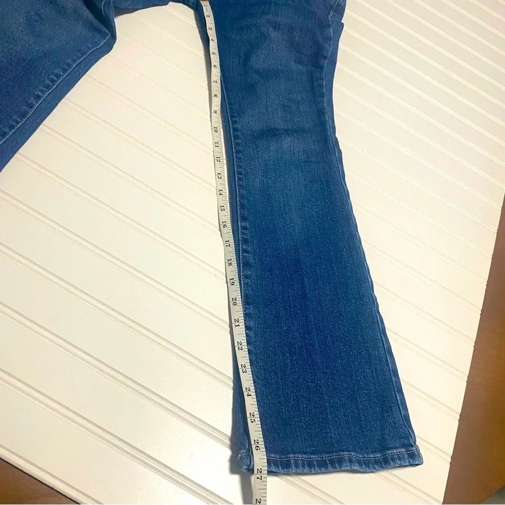 Old Navy High Rise Flare Built in Touch Adjustable Waist Jeans size 14
